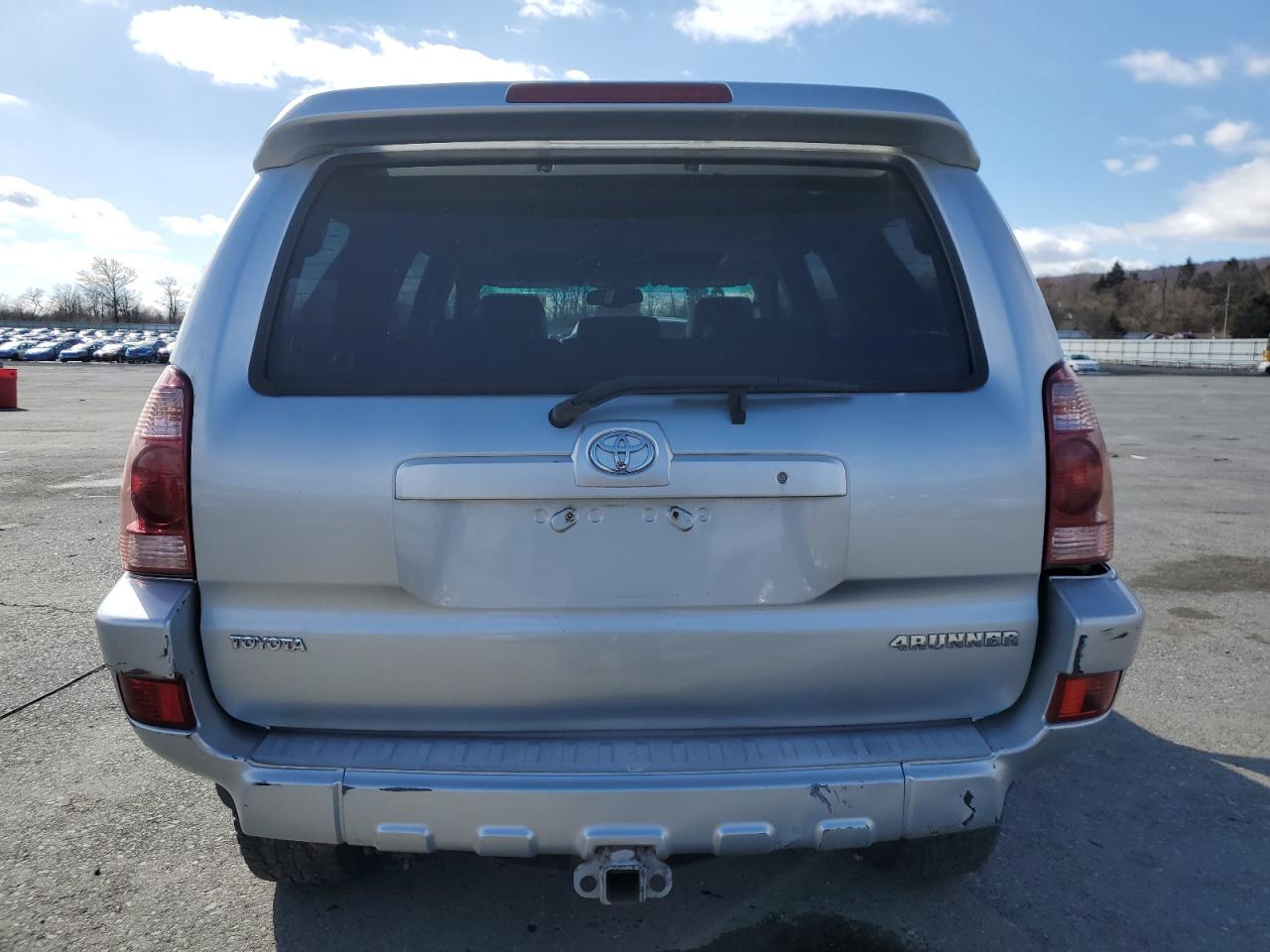 2003 Toyota 4Runner - Image 6