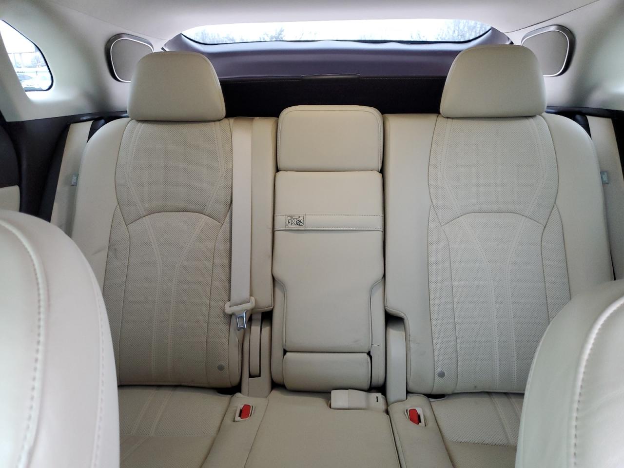 2017 Lexus RX - Image 10