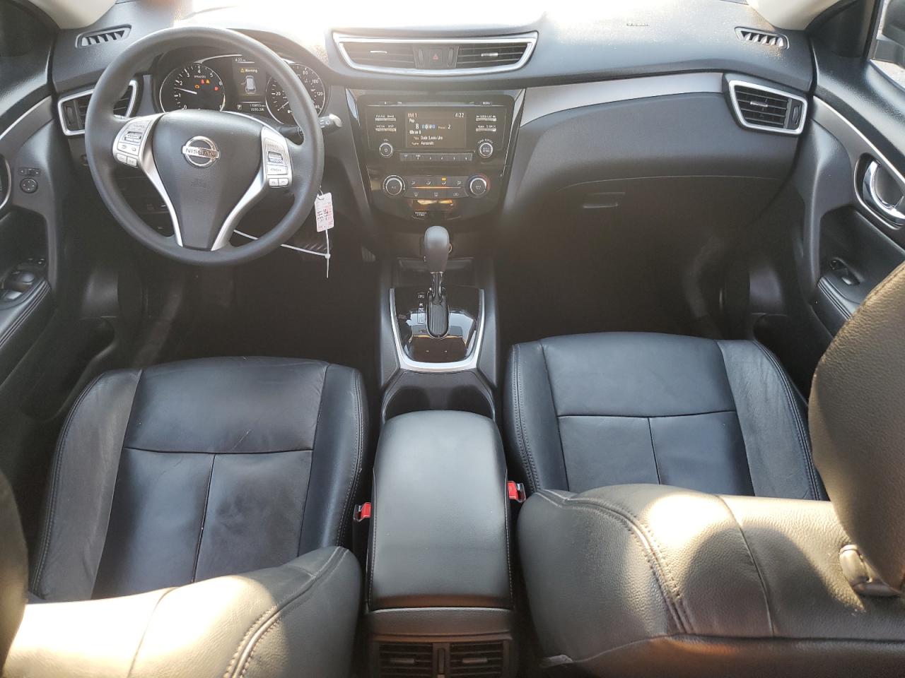 2015 Nissan Rogue - Image 8