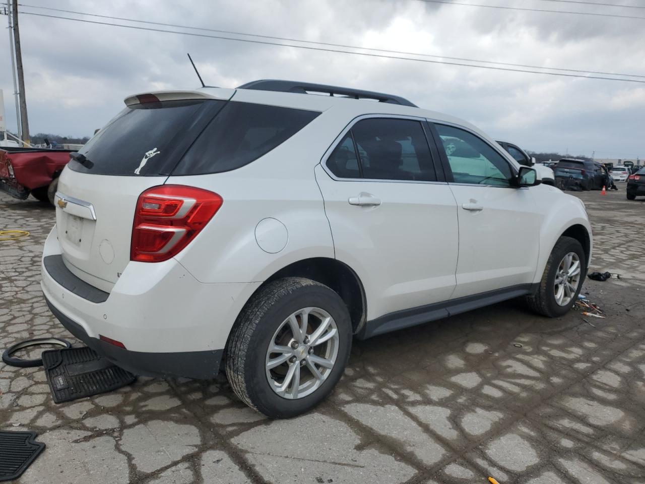 2017 Chevrolet Equinox - Image 3