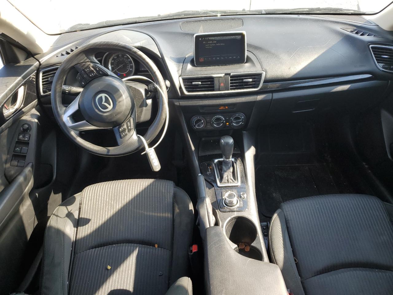 2016 Mazda 3 - Image 8
