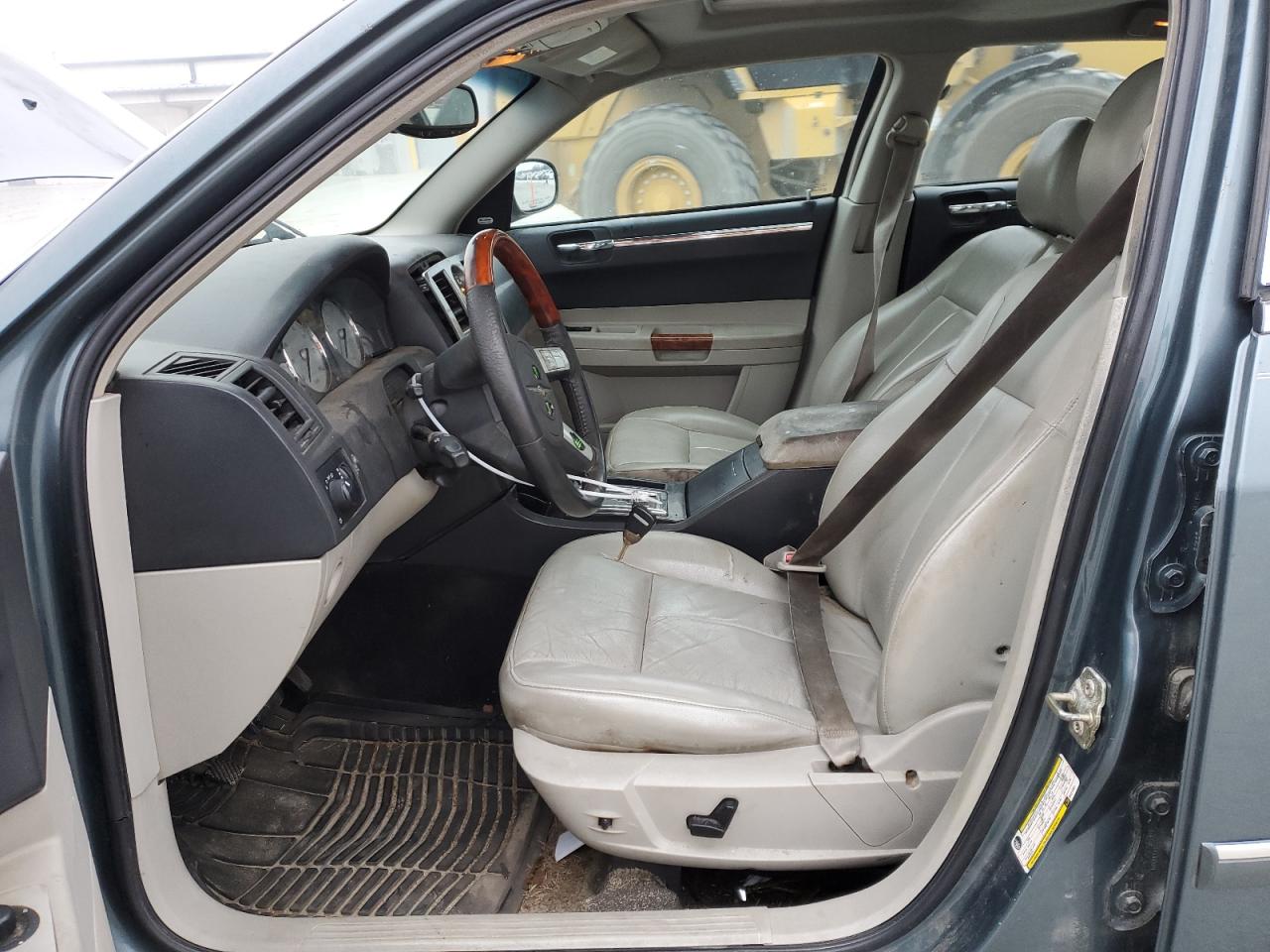 2006 Chrysler 300 - Image 7