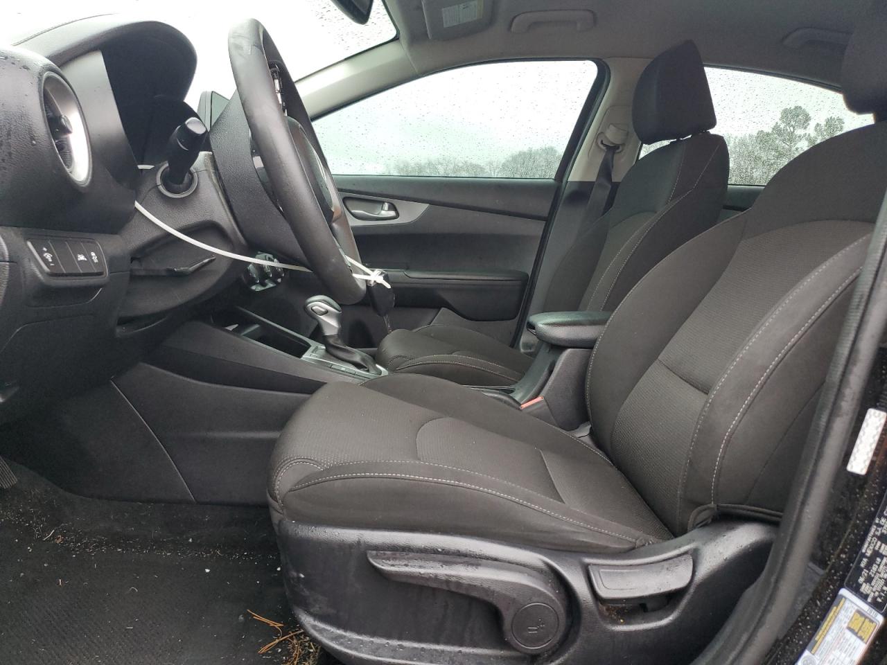 2021 Kia Forte - Image 7
