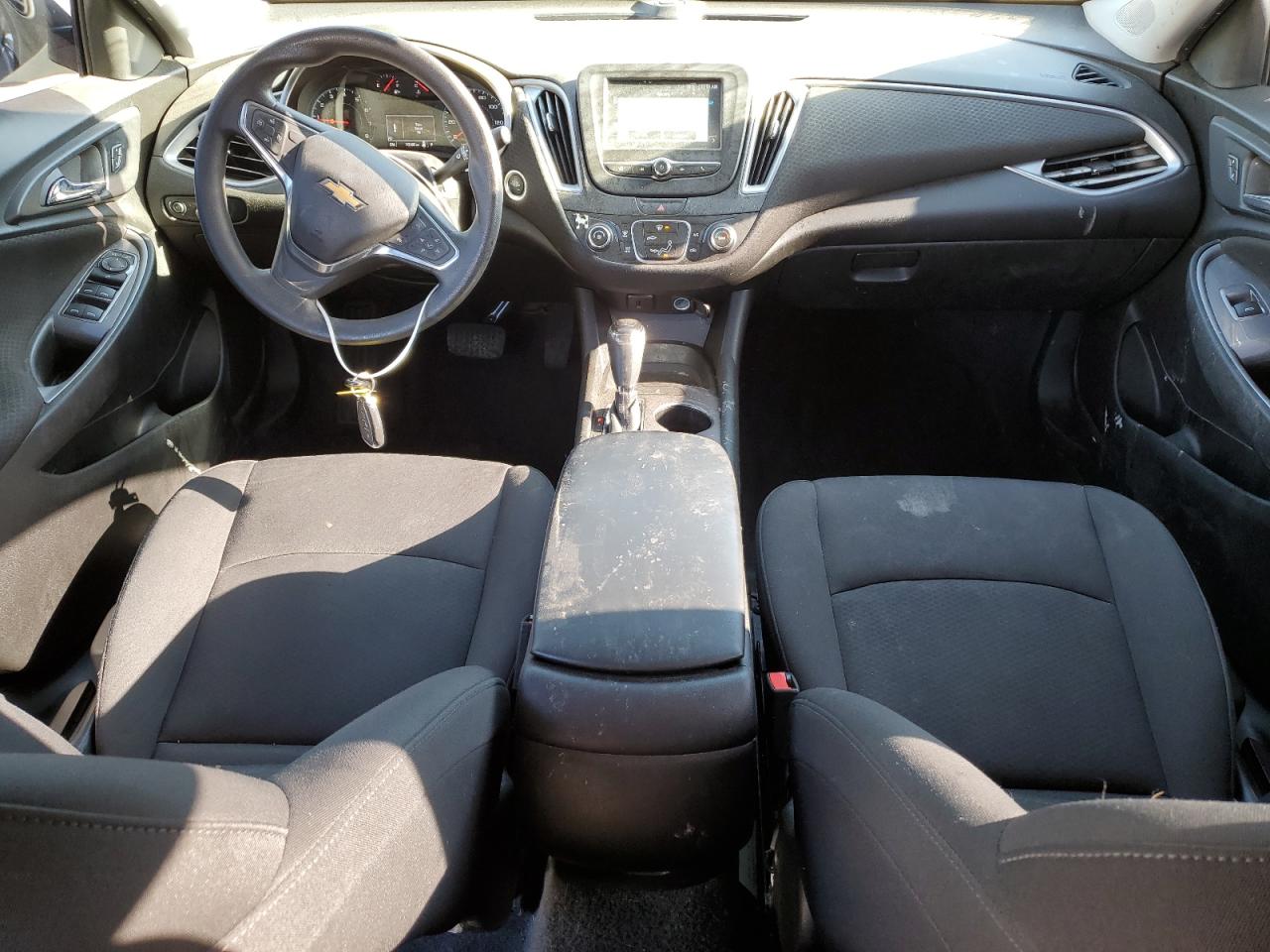 2018 Chevrolet Malibu - Image 8