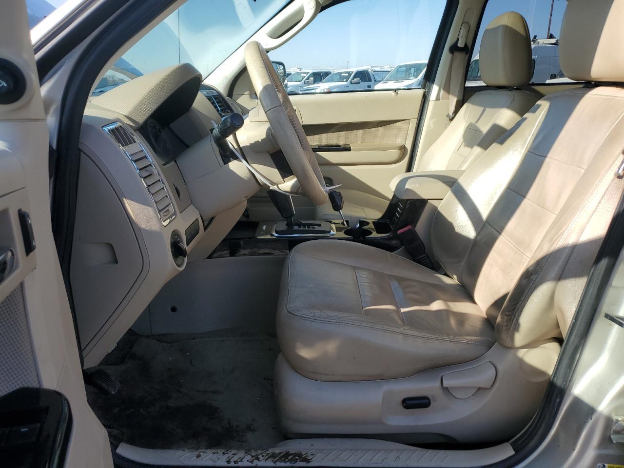 2012 Ford Escape - Image 7