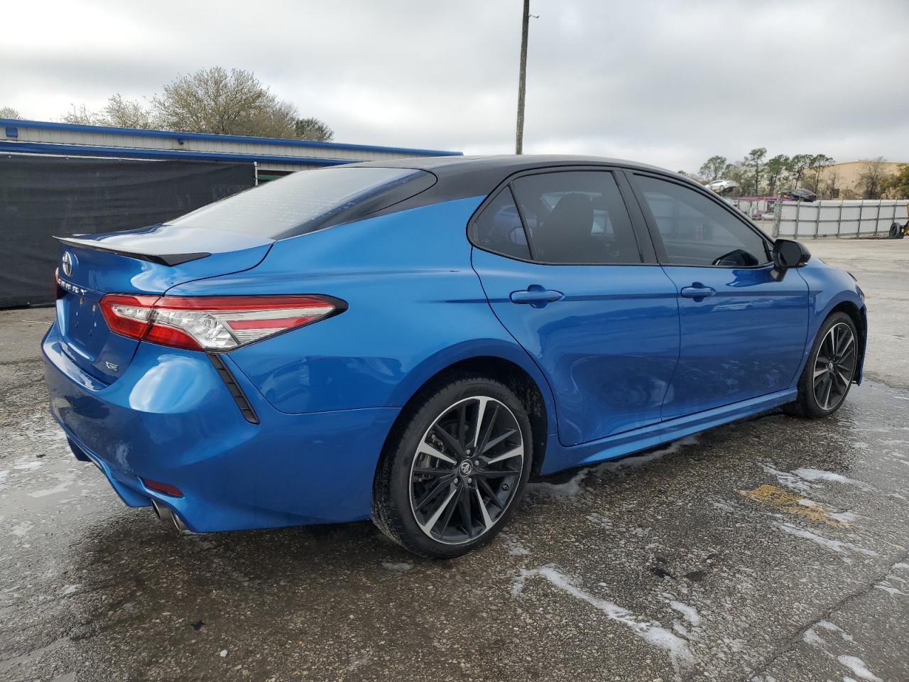 2018 Toyota Camry - Image 3