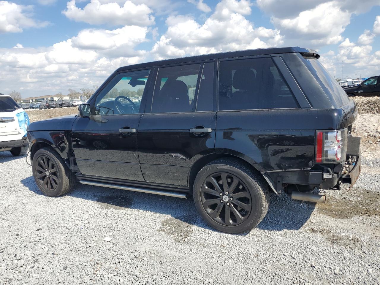 2011 Land Rover Range Rover - Image 2