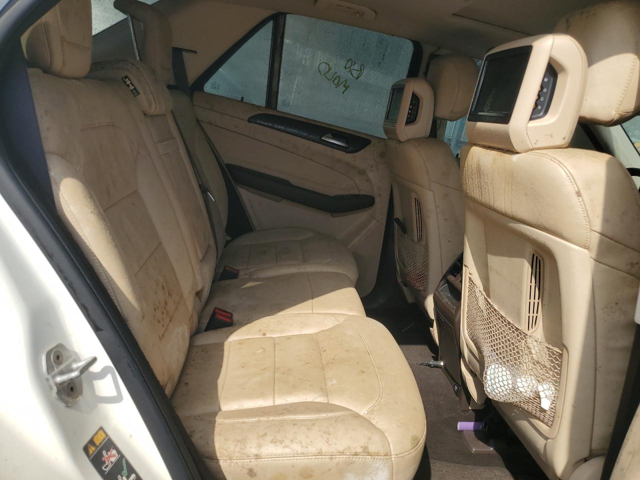 2016 Mercedes-Benz GLE - Image 11
