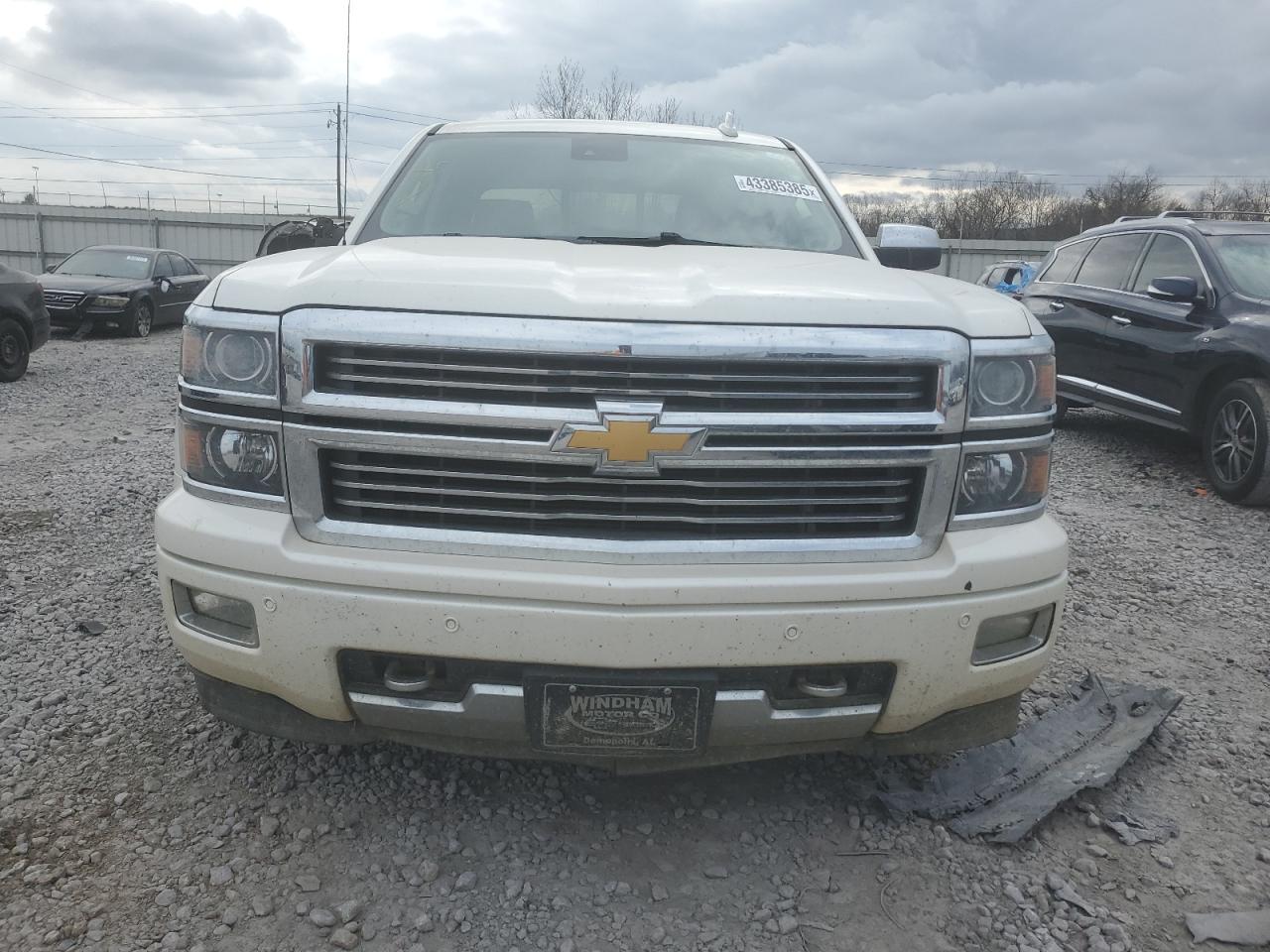 2015 Chevrolet Silverado - Image 5