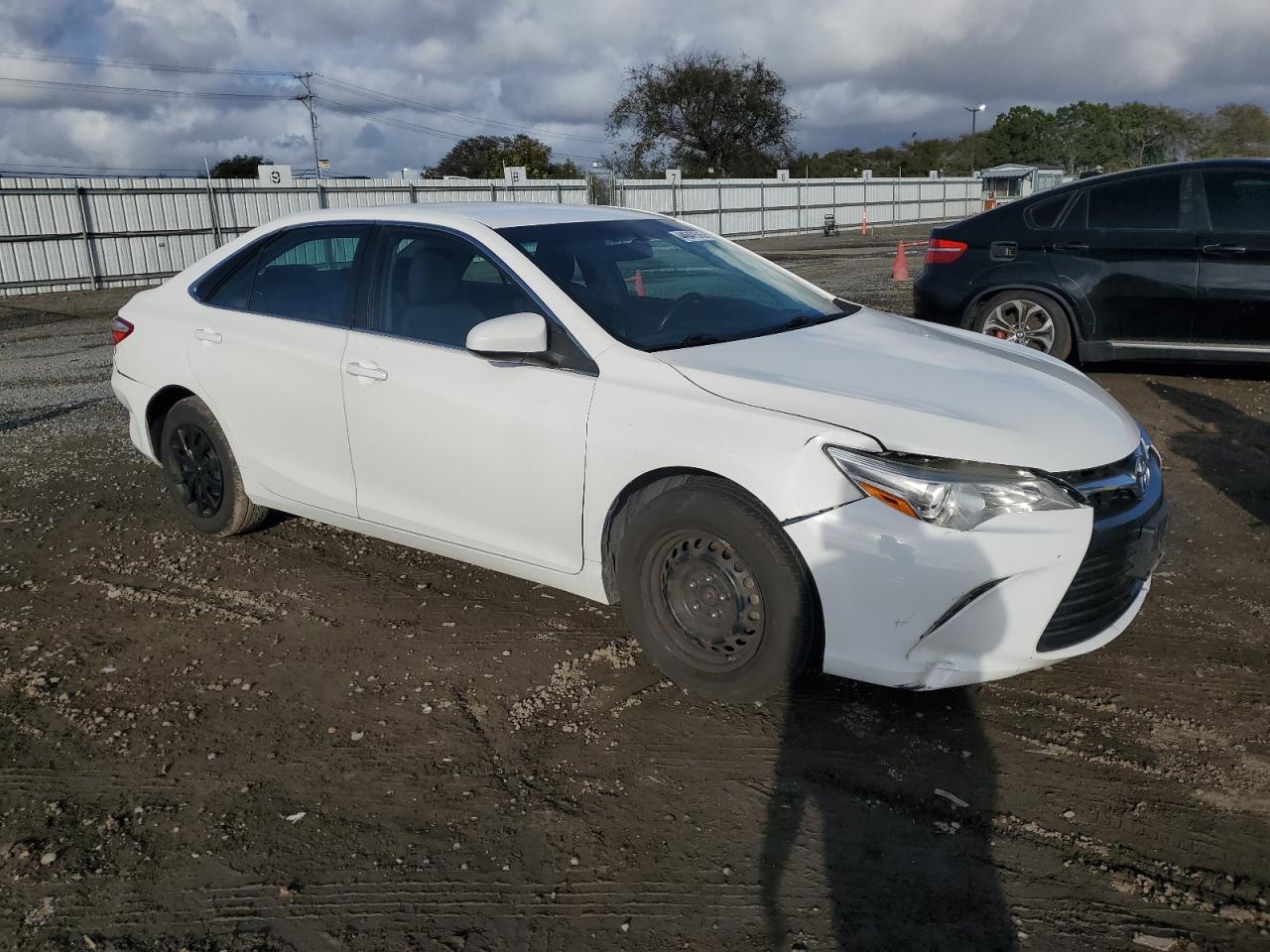 2015 Toyota Camry - Image 4
