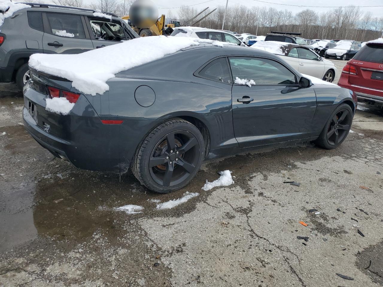 2013 Chevrolet Camaro - Image 3