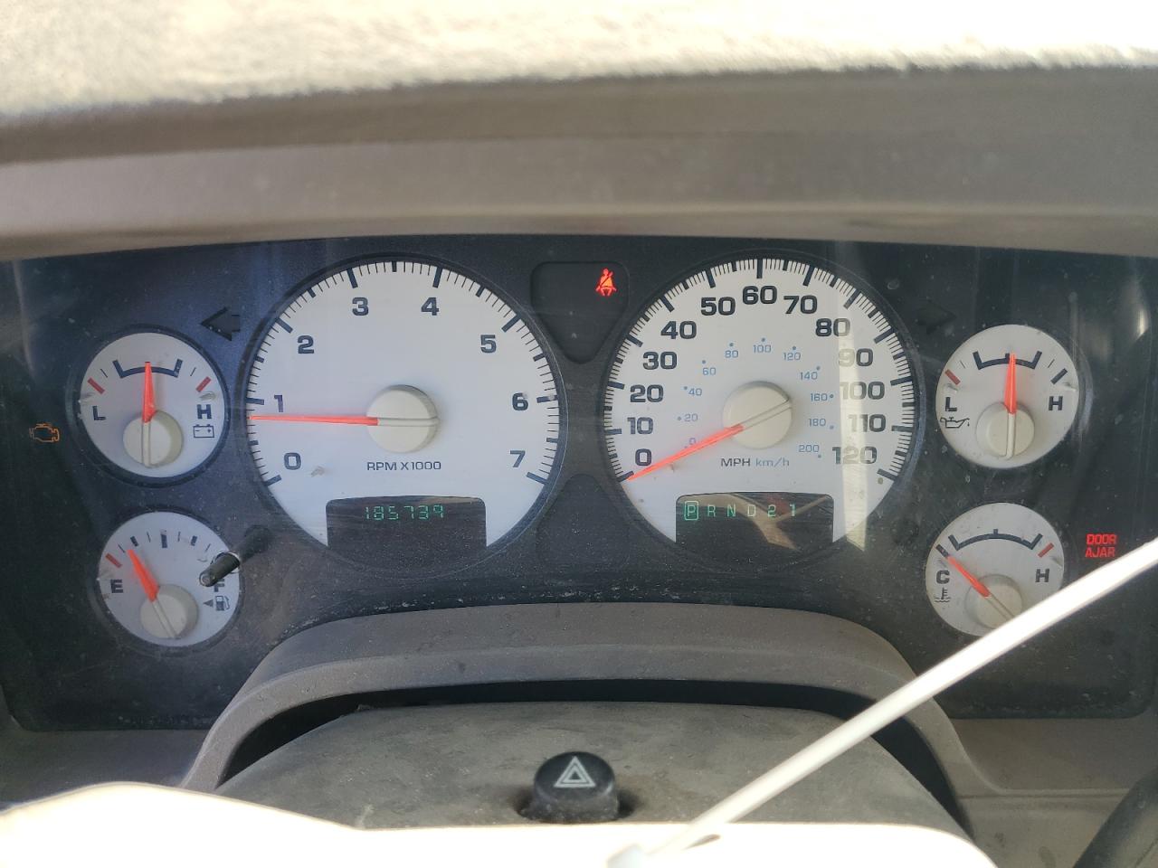 2004 Dodge RAM - Image 9