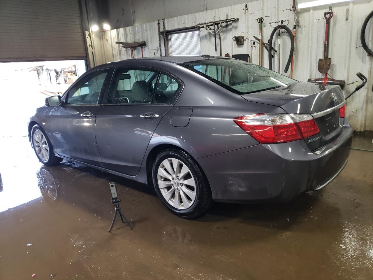 2014 Honda Accord - Image 2
