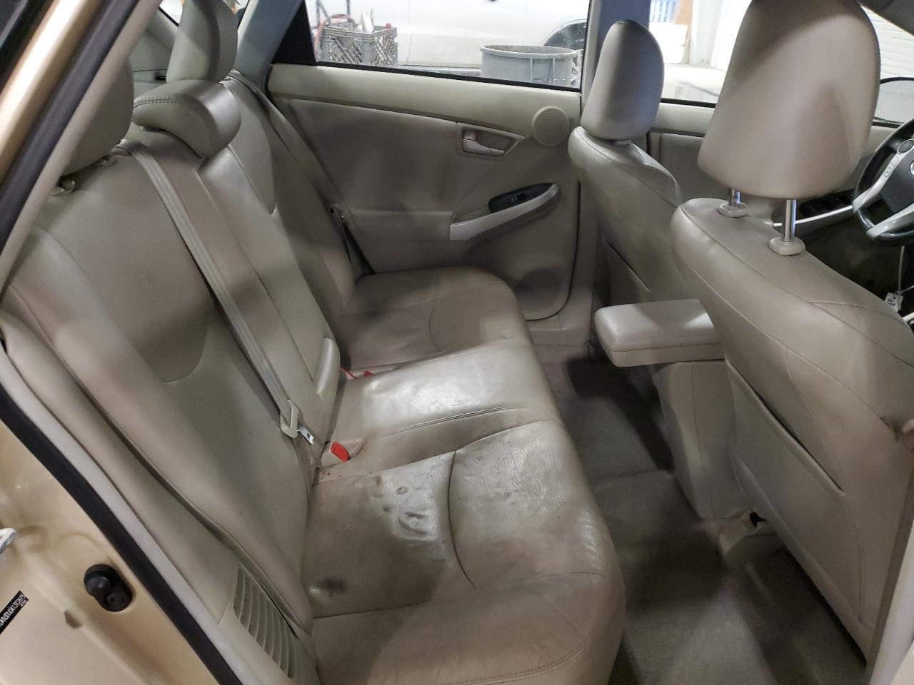 2010 Toyota Prius - Image 10