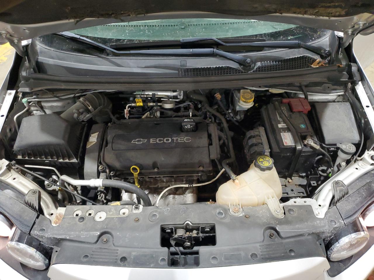 2016 Chevrolet Sonic - Image 11