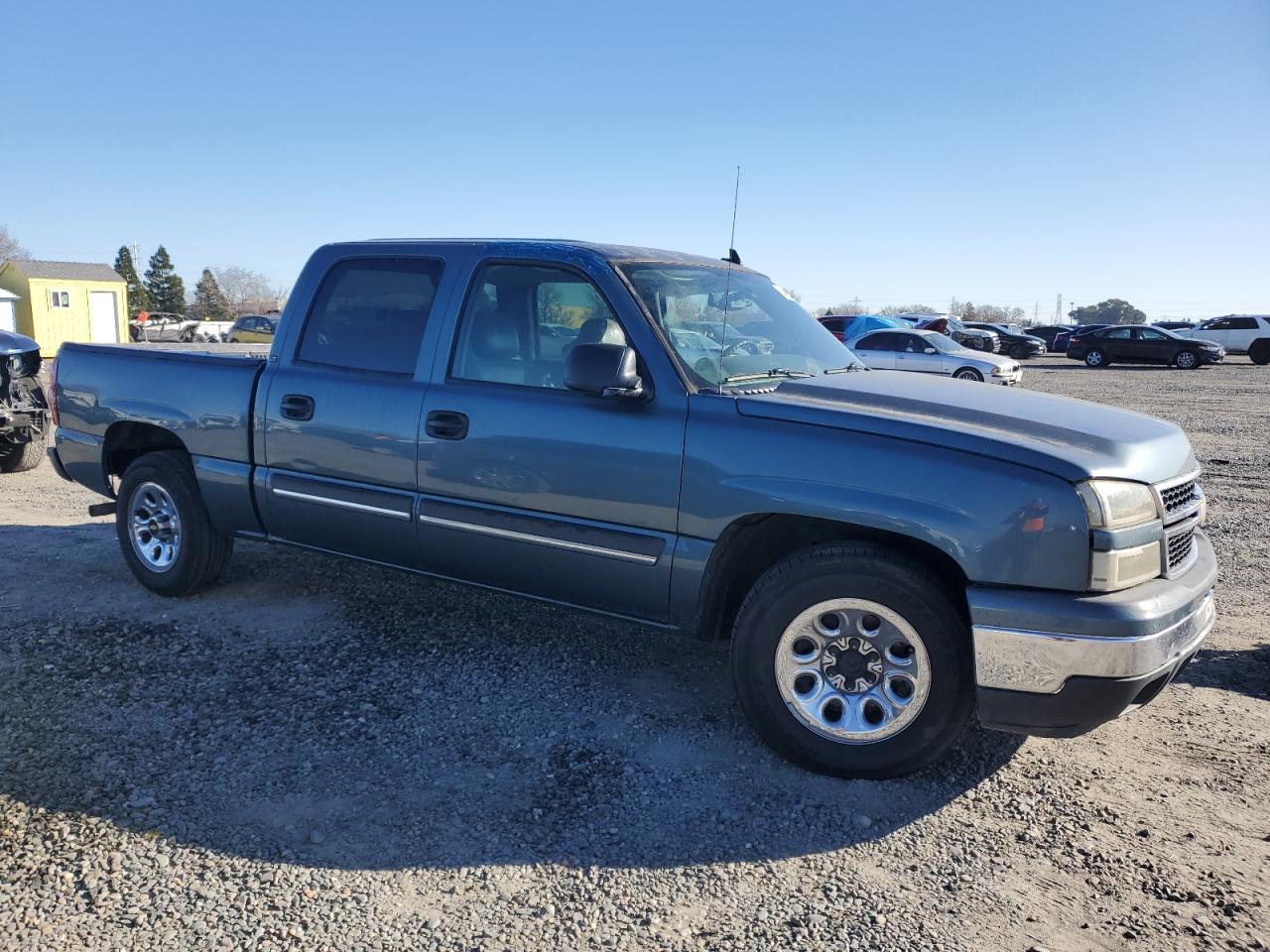 2006 Chevrolet Silverado - Image 4
