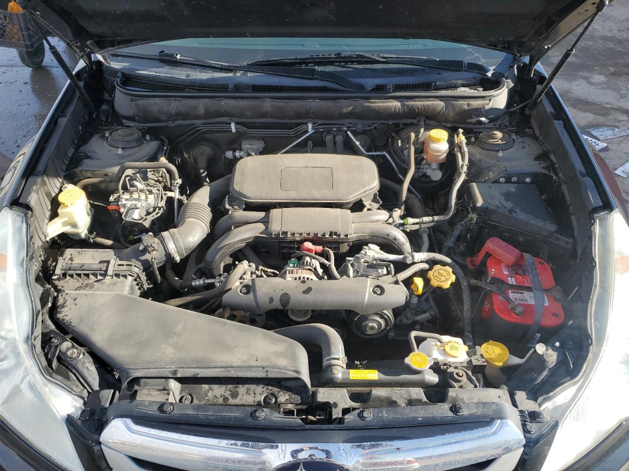 2011 Subaru Outback - Image 12
