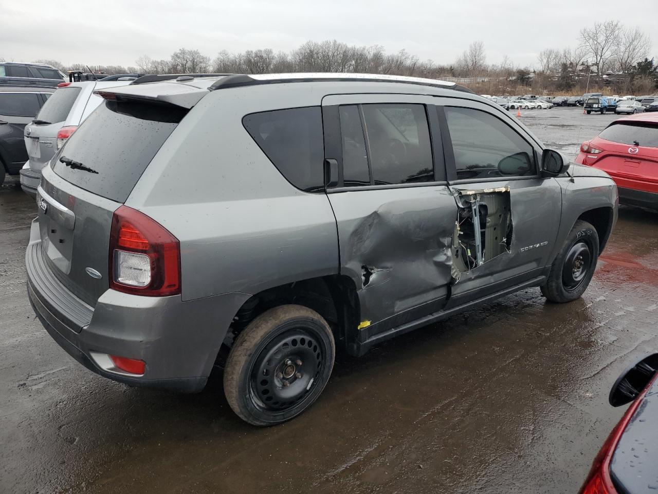 2014 Jeep Compass - Image 3