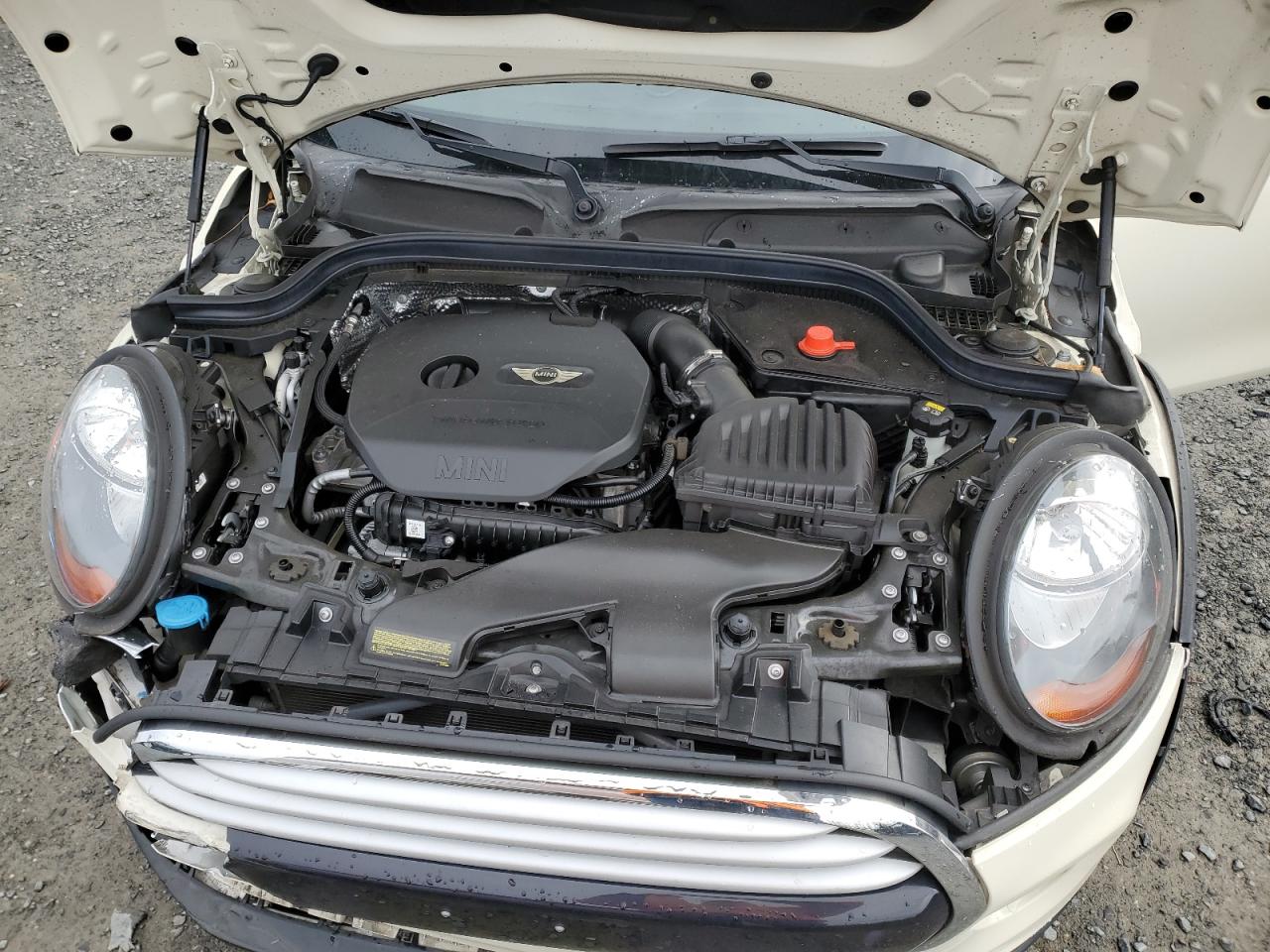 2015 MINI Cooper - Image 11