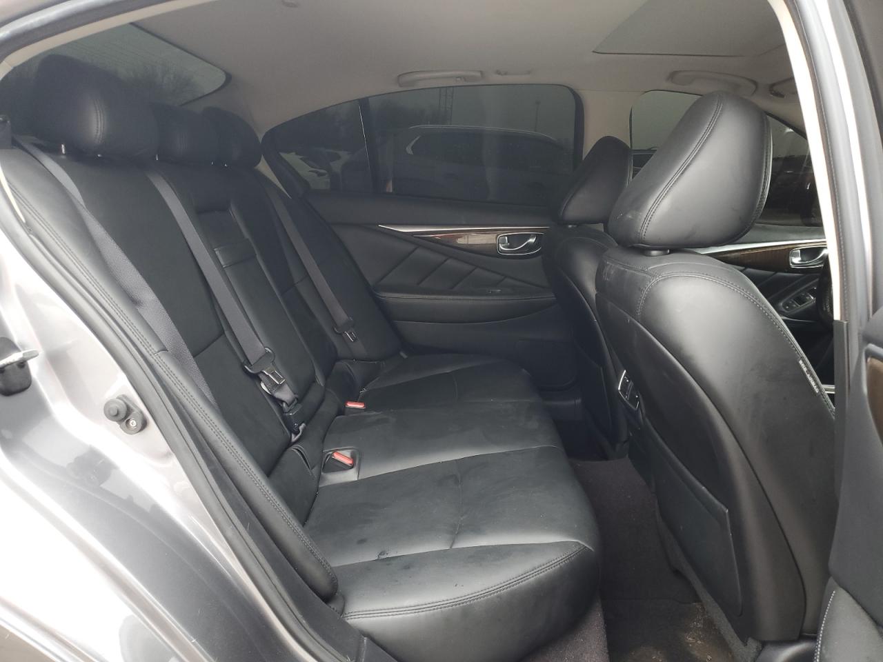 2018 Infiniti Q50 - Image 10