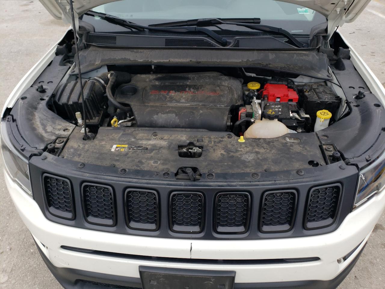 2019 Jeep Compass - Image 14