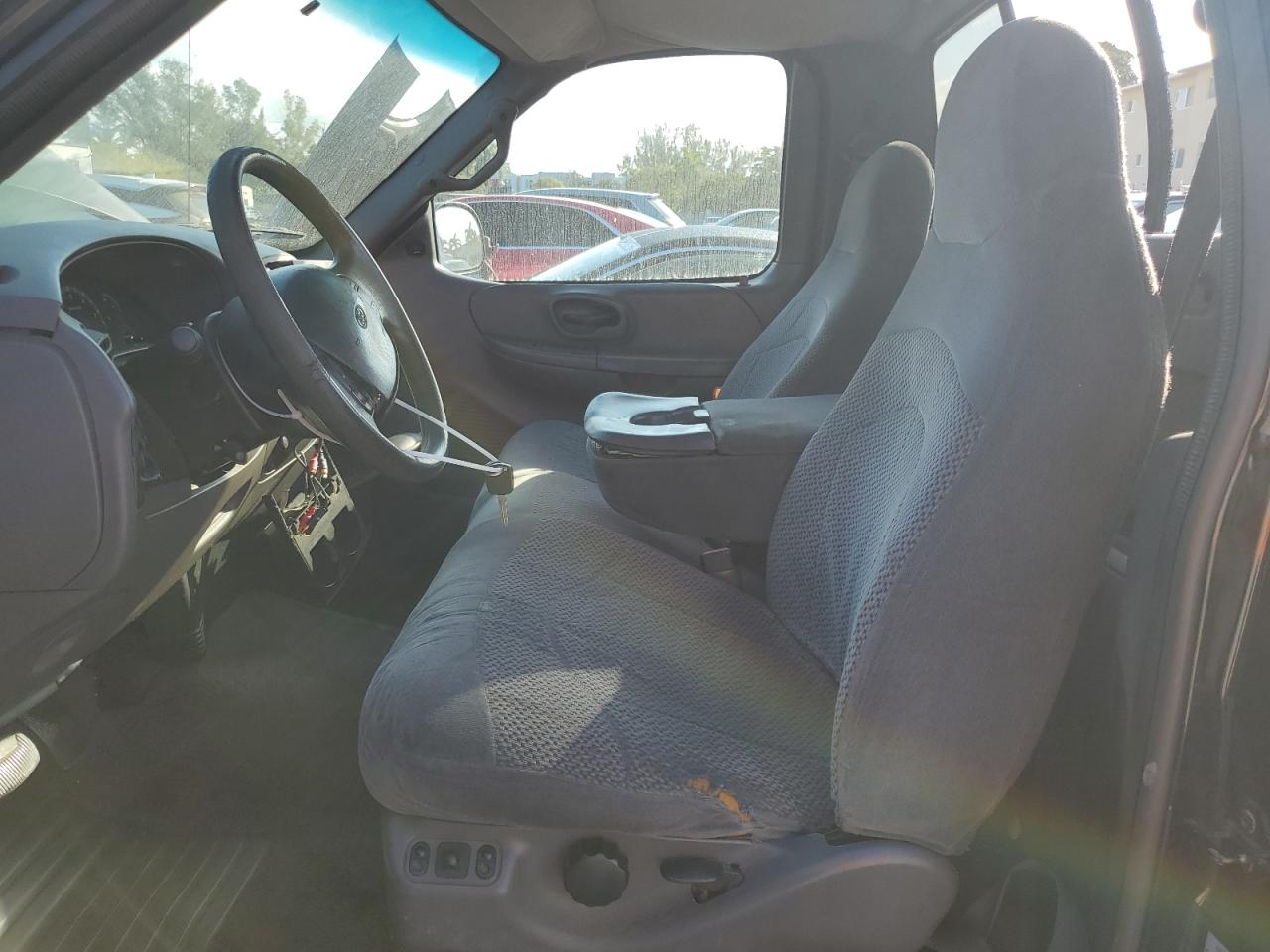 1999 Ford F-150 - Image 7