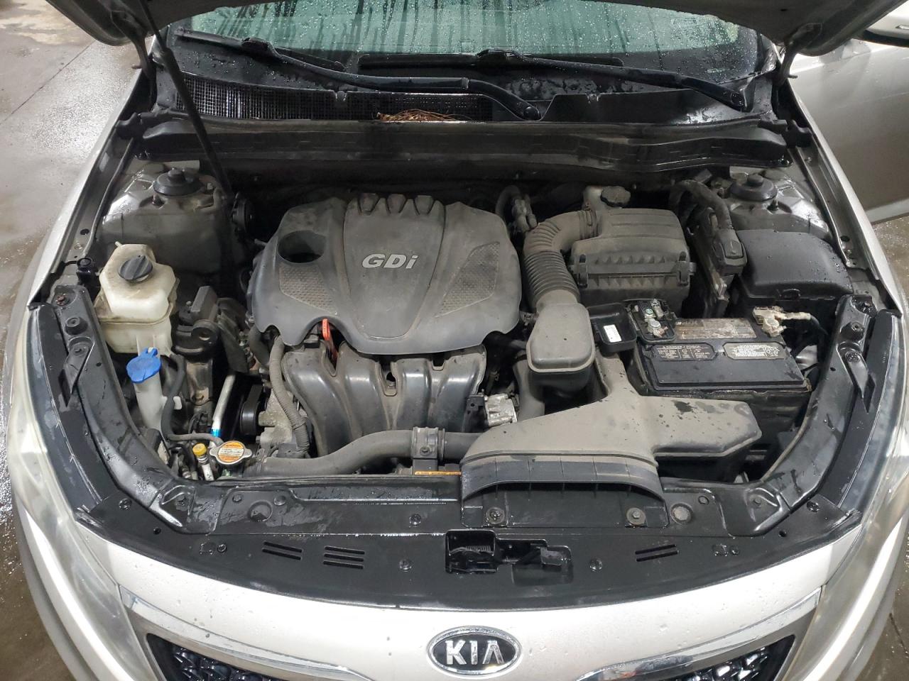 2012 Kia Optima - Image 12