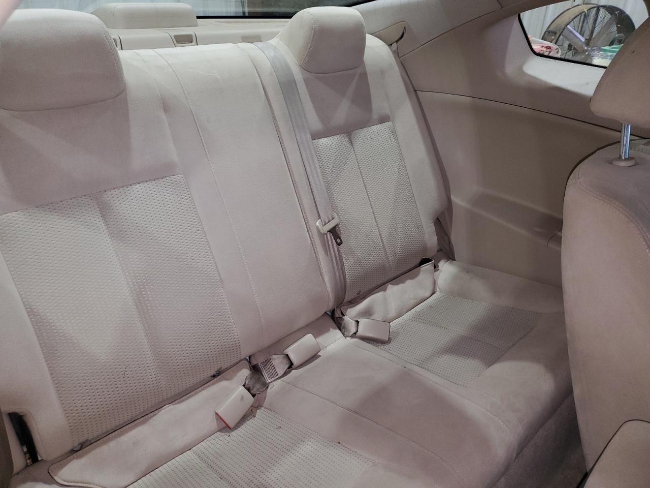 2011 Nissan Altima - Image 10