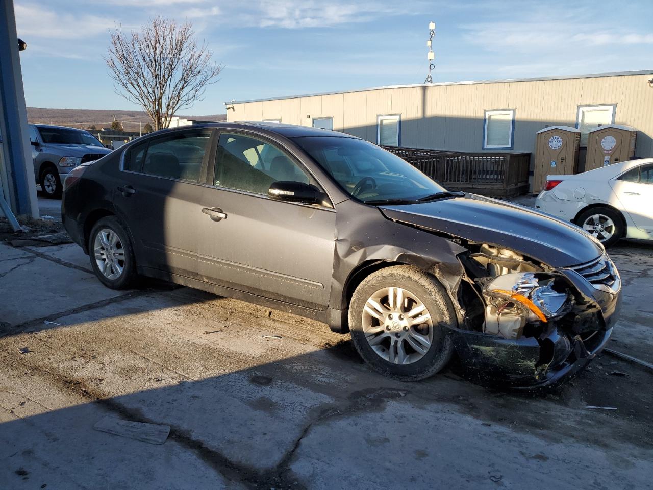 2010 Nissan Altima - Image 4