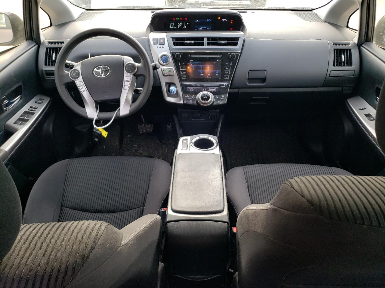 2015 Toyota Prius - Image 8