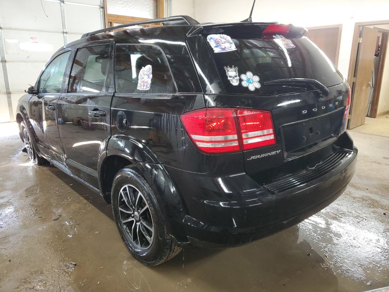 2018 Dodge Journey - Image 2