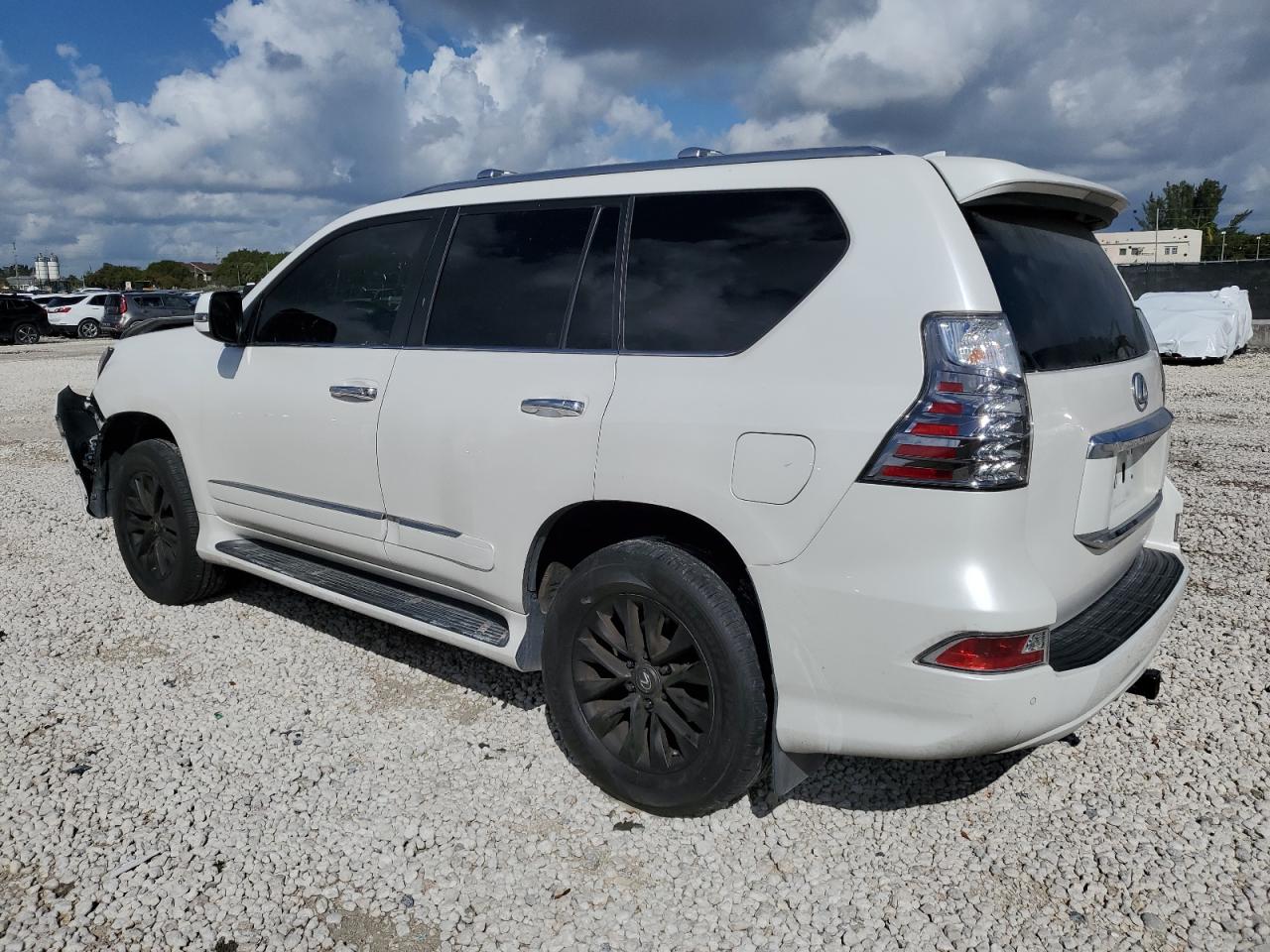 2017 Lexus GX - Image 2