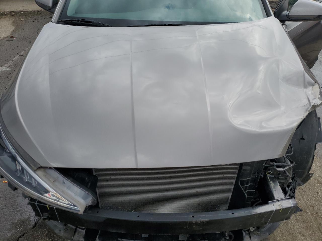 2020 Hyundai Elantra - Image 11