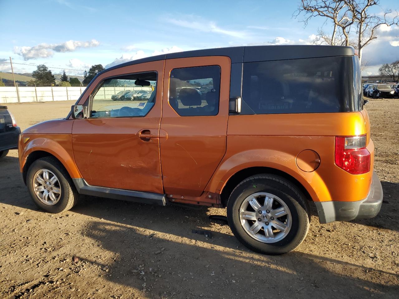 2006 Honda Element - Image 2