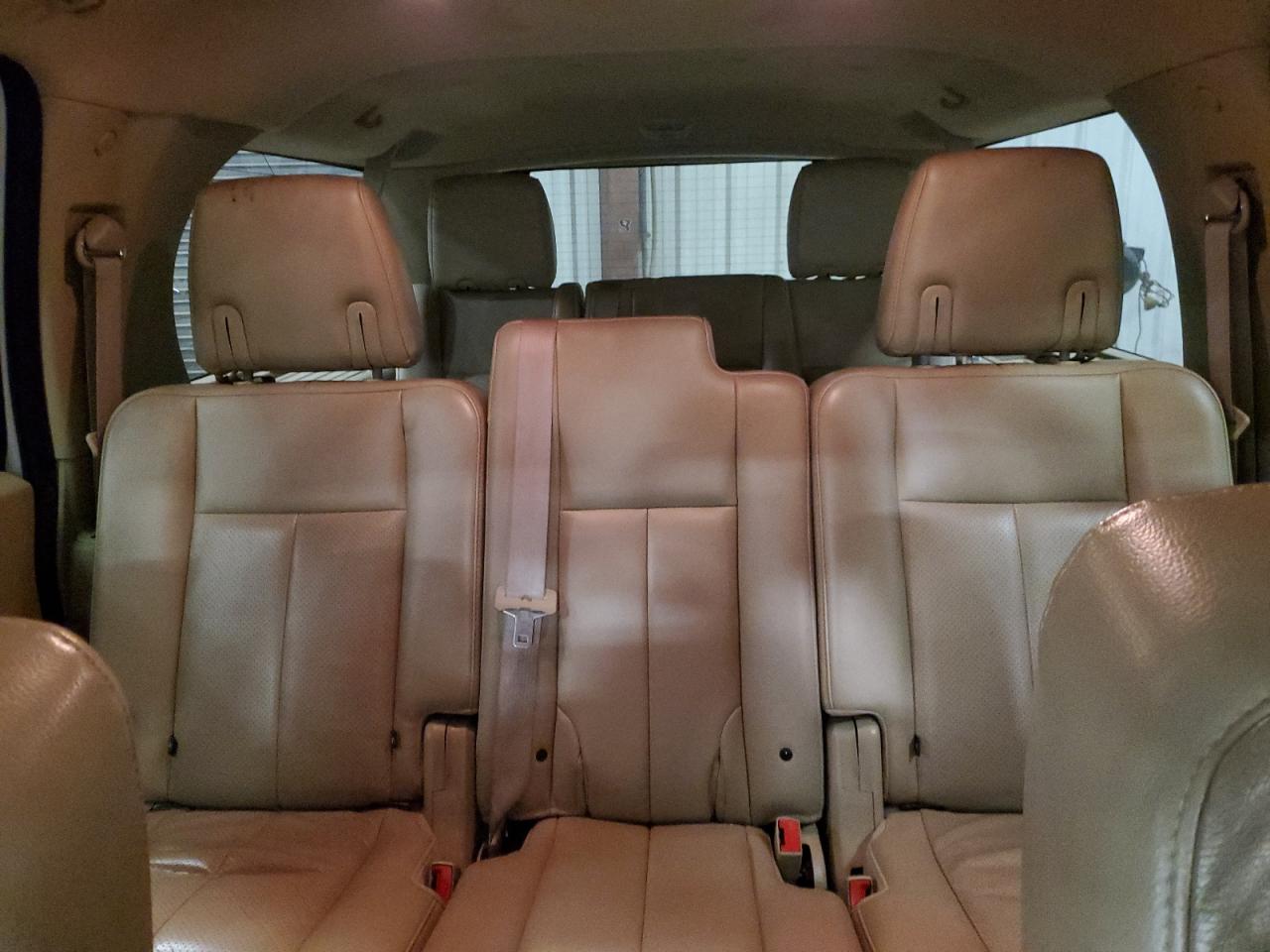 2014 Ford Expedition - Image 10