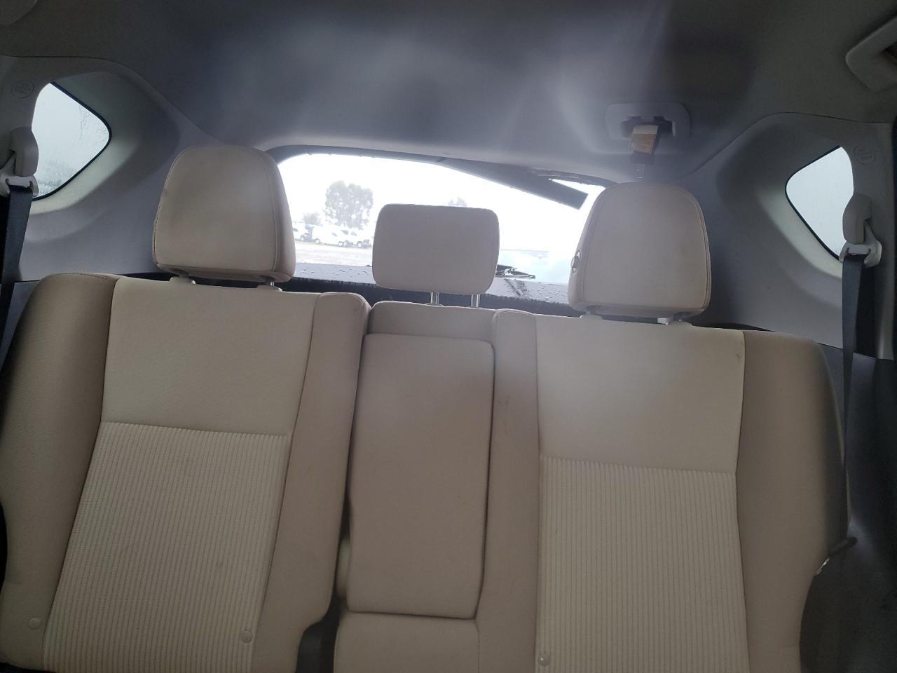 2014 Toyota RAV 4 - Image 10