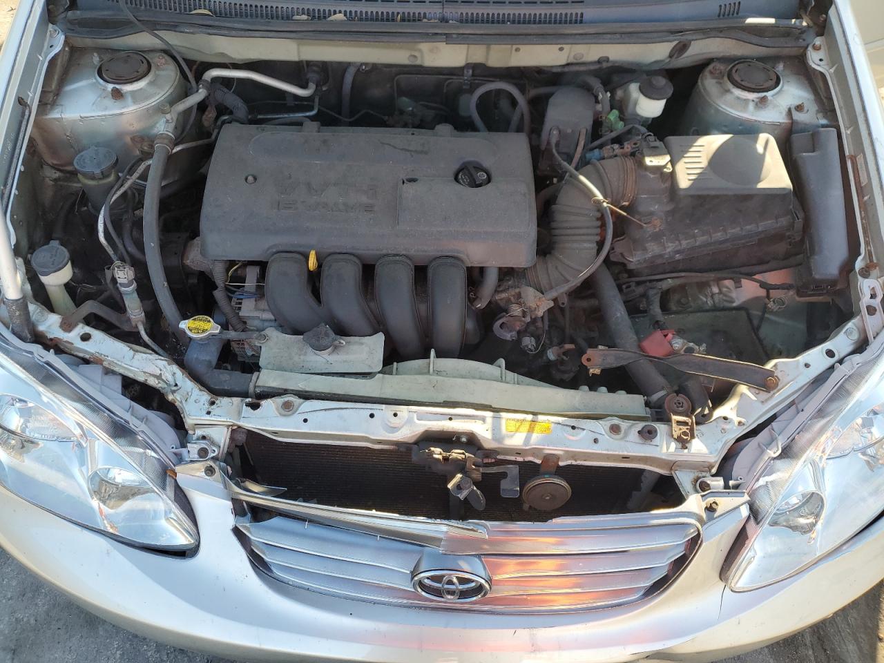 2004 Toyota Corolla - Image 11