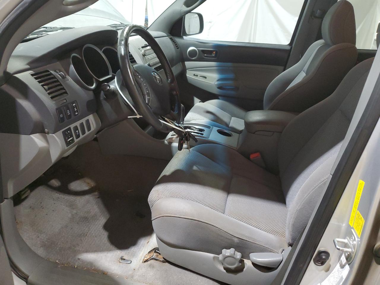 2011 Toyota Tacoma - Image 7