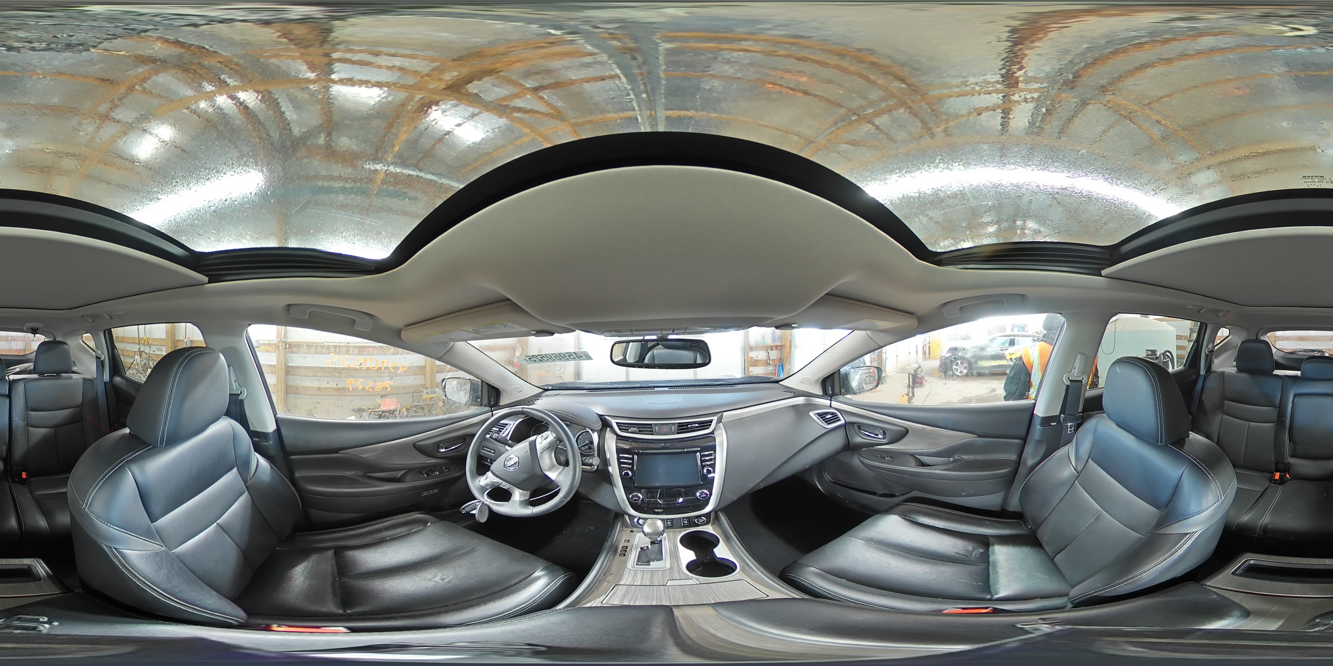 2017 Nissan Murano - Image 16