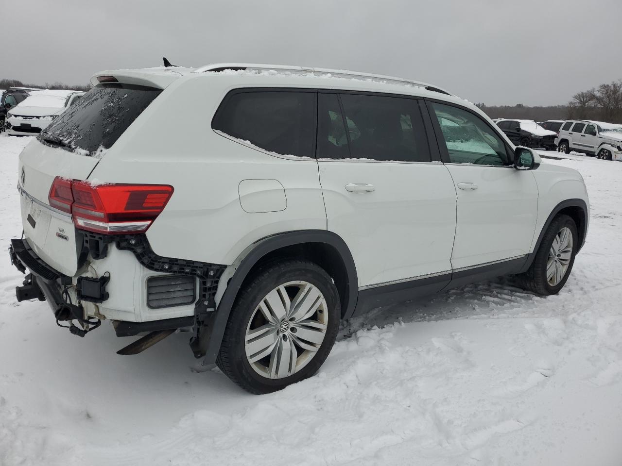 2019 Volkswagen Atlas - Image 3