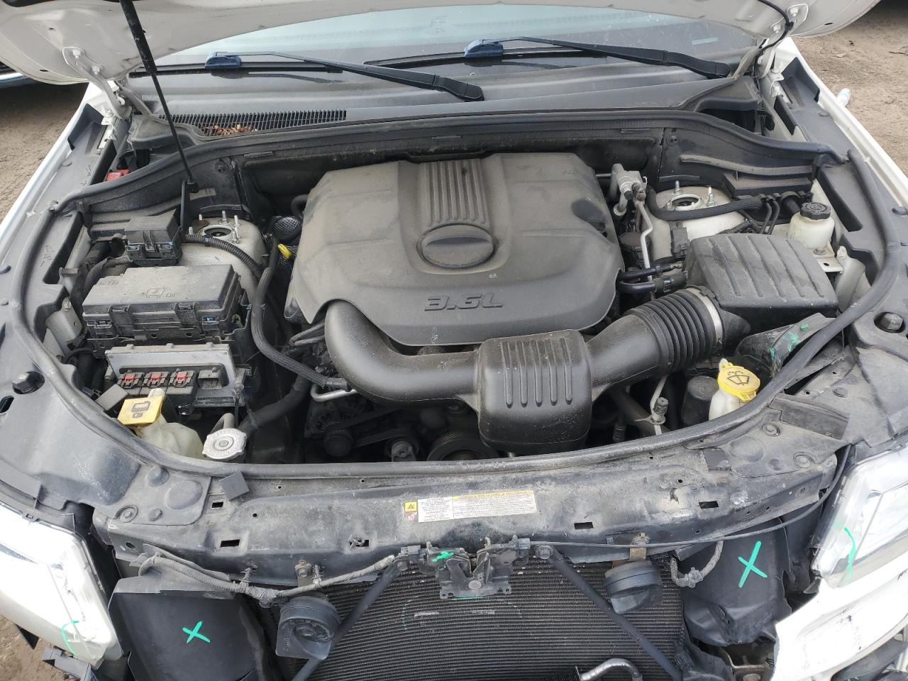 2011 Jeep Grand Cherokee - Image 11
