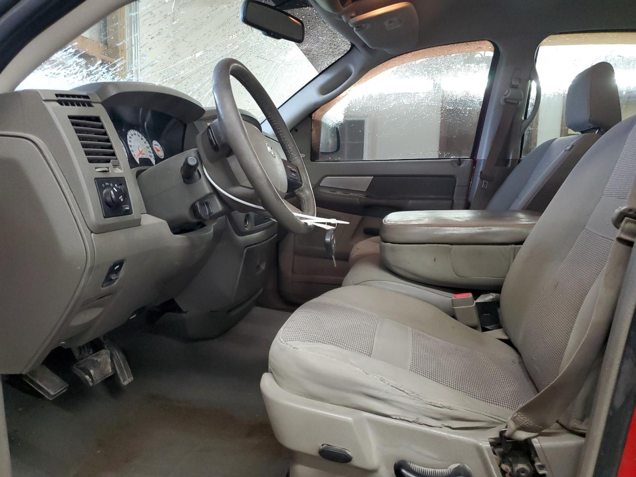 2008 Dodge RAM - Image 7