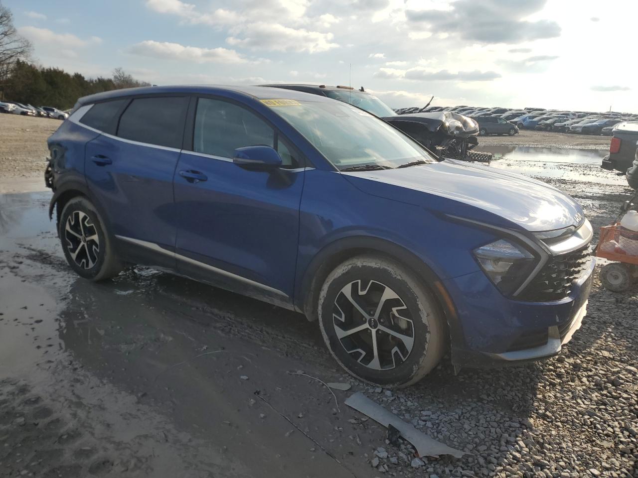 2023 Kia Sportage - Image 4