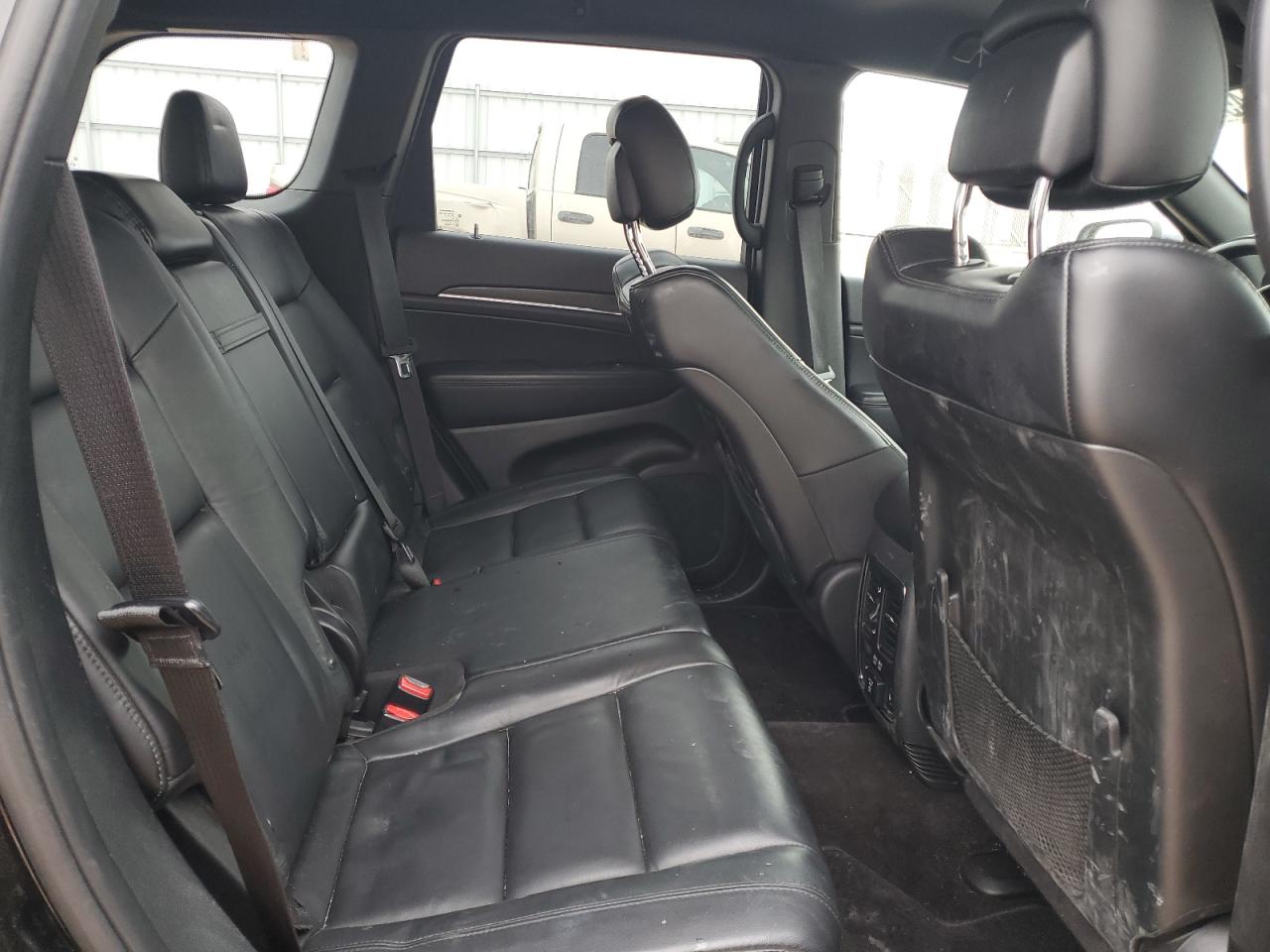 2018 Jeep Grand Cherokee - Image 11