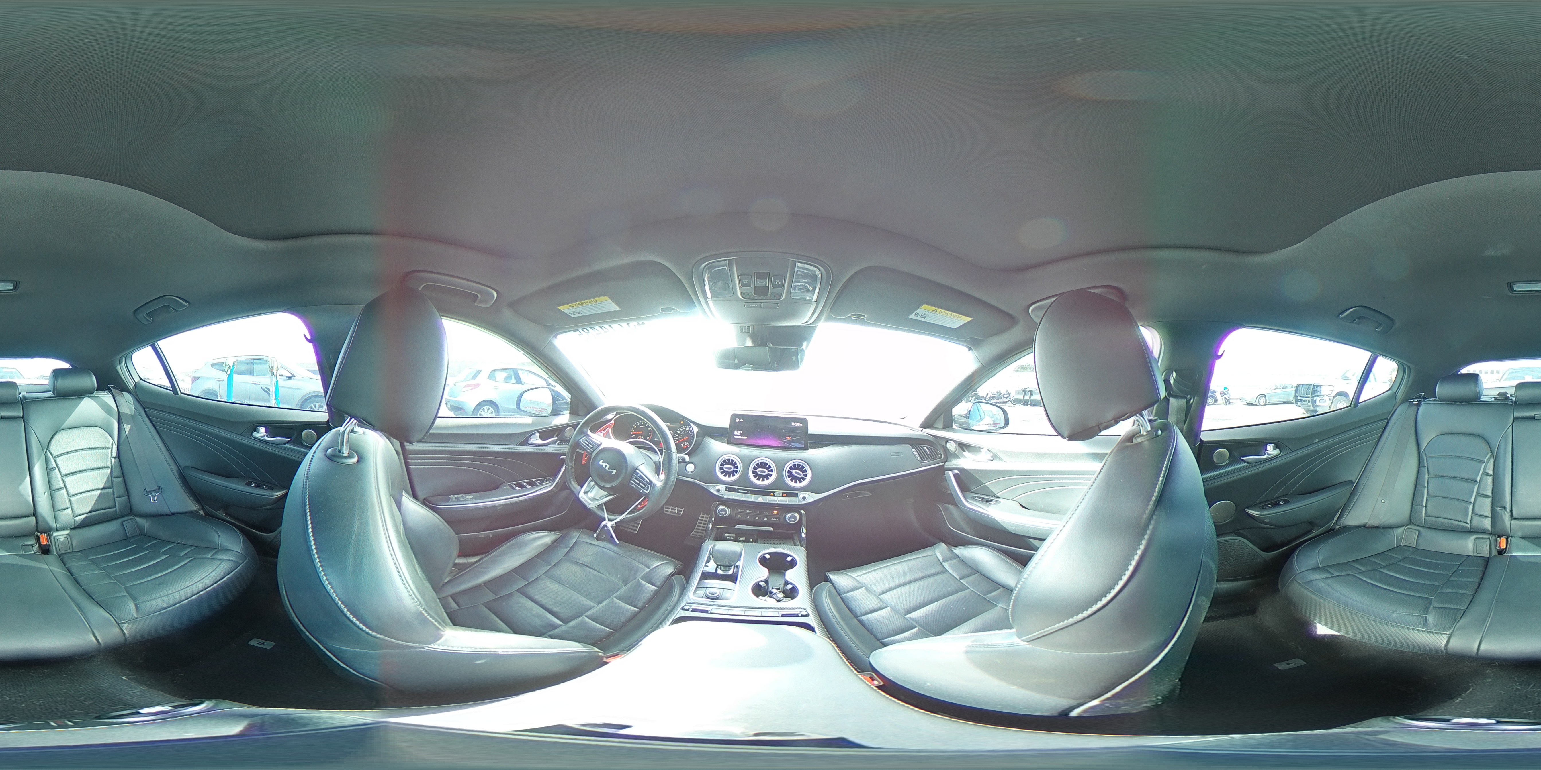 2022 Kia Stinger - Image 15