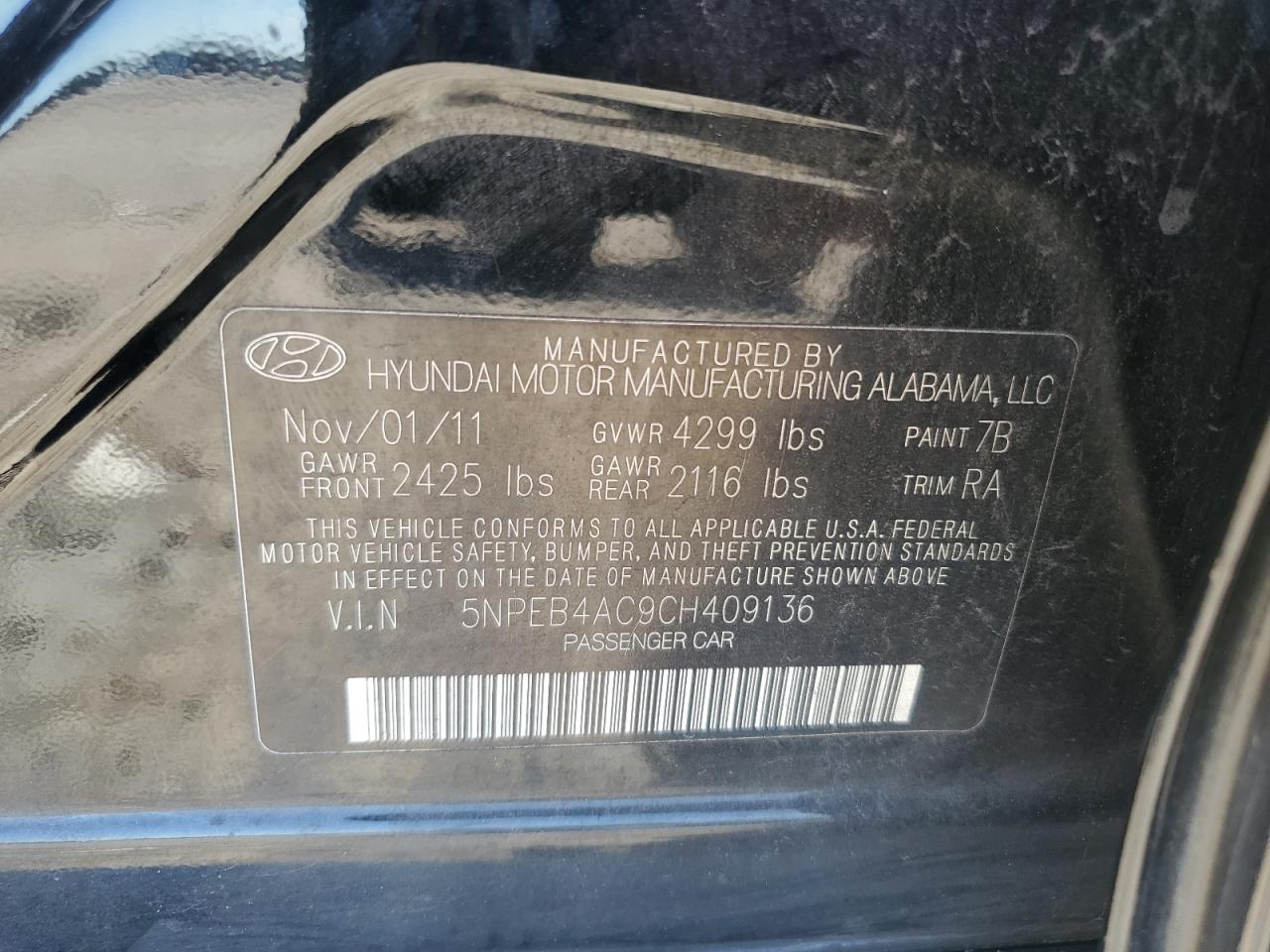 2012 Hyundai Sonata - Image 14