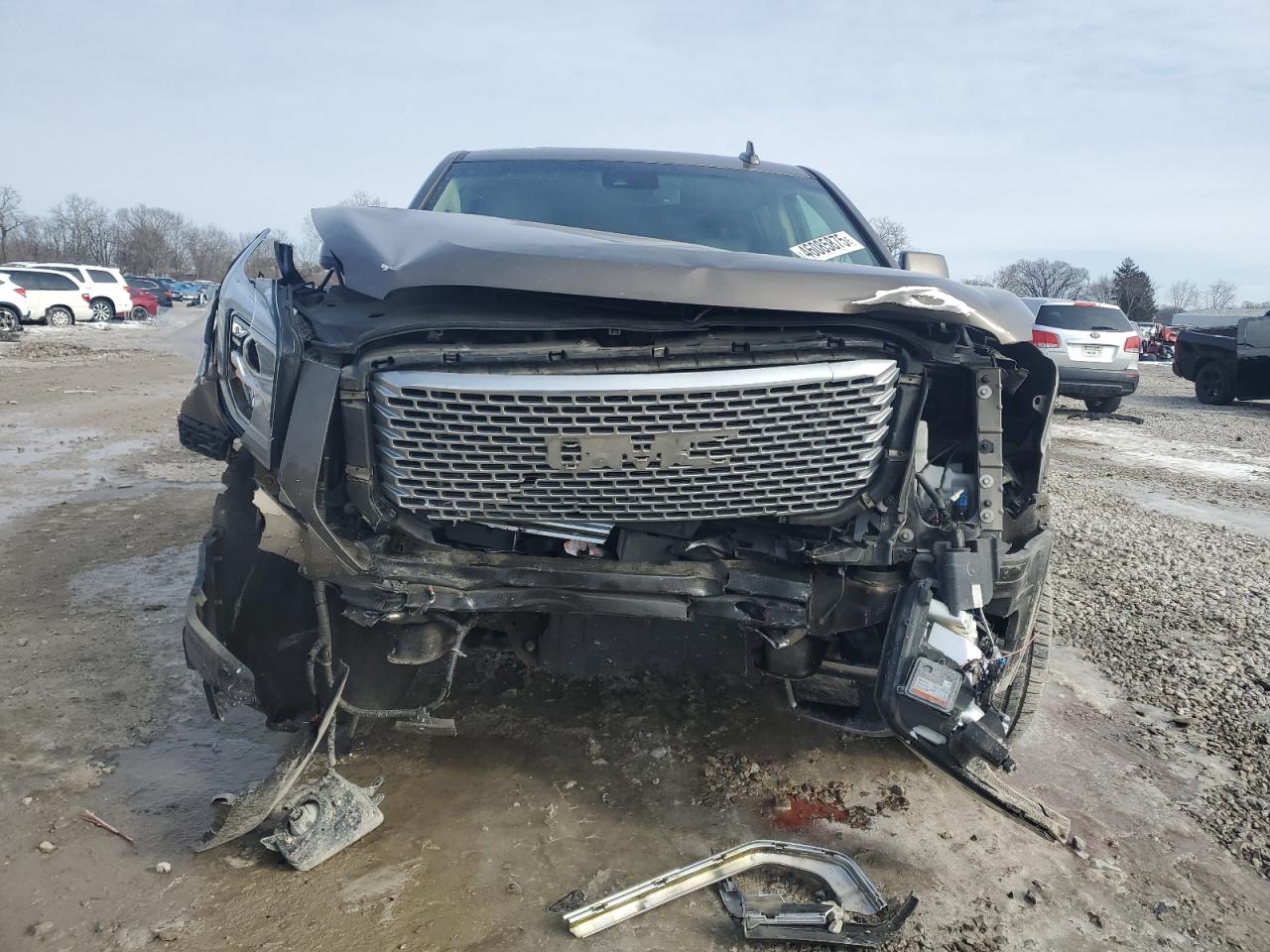 2016 GMC Yukon - Image 5