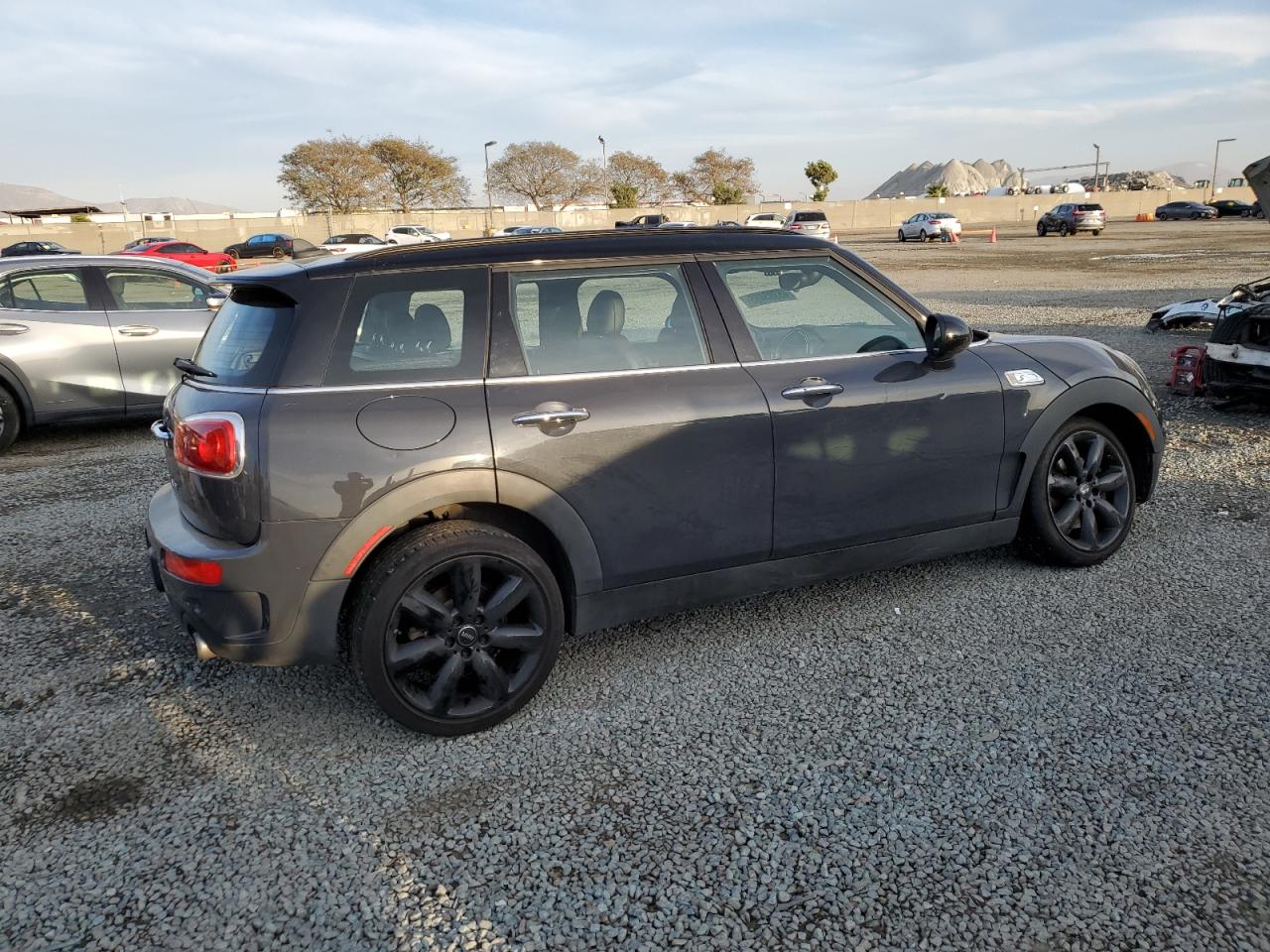 2017 MINI Cooper - Image 3