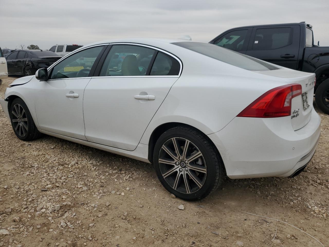 2016 Volvo S60 - Image 2