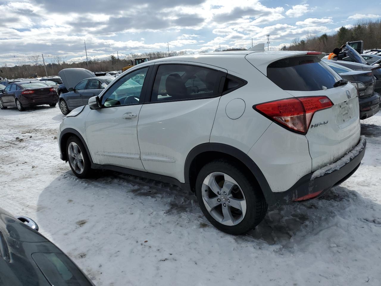 2016 Honda HR-V - Image 2